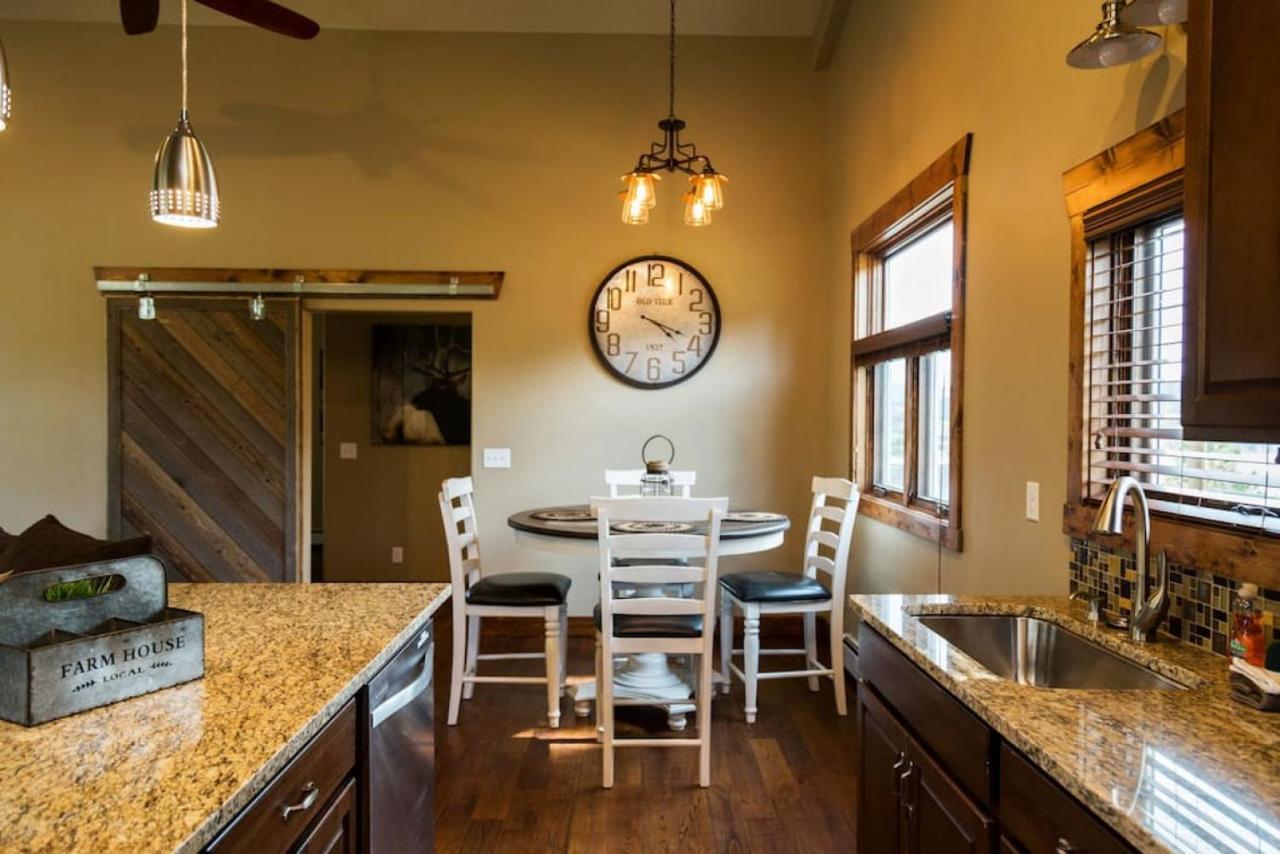 Spacious 2Nd Story Loft With Awesome Views エステス・パーク エクステリア 写真